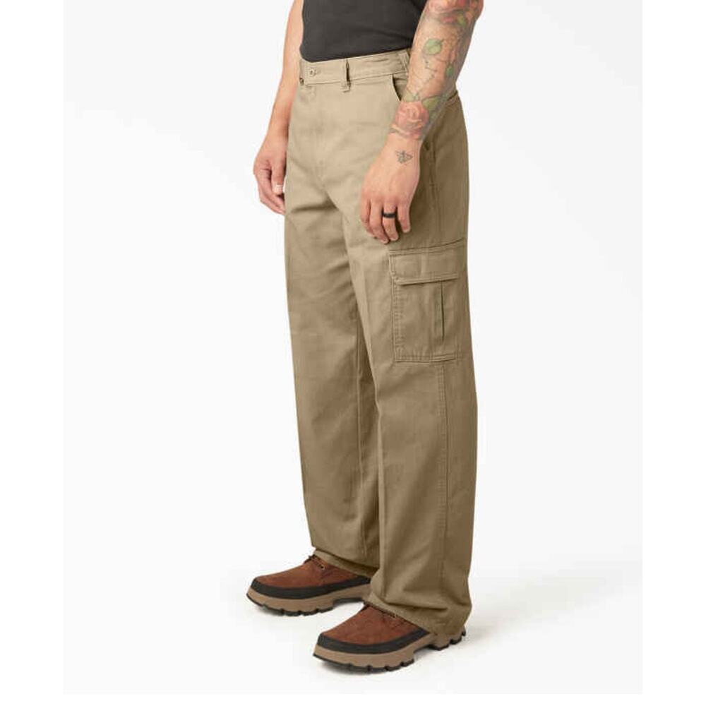 Dickies Men's tan cargo workpant 33